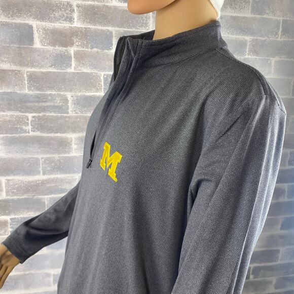 Mens U of M Pull Over, 1/4 Zip, Gray with Gold "M" Patch Size 2XL Antigua Brand - Picture 6 of 11